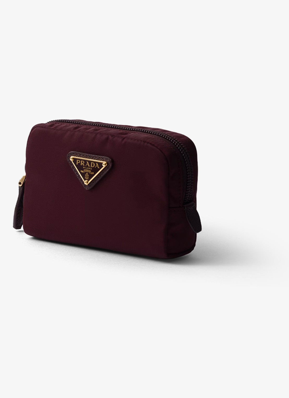 Prada Re-Nylon toilettas met logo - voorkant 2 bordeauxrood