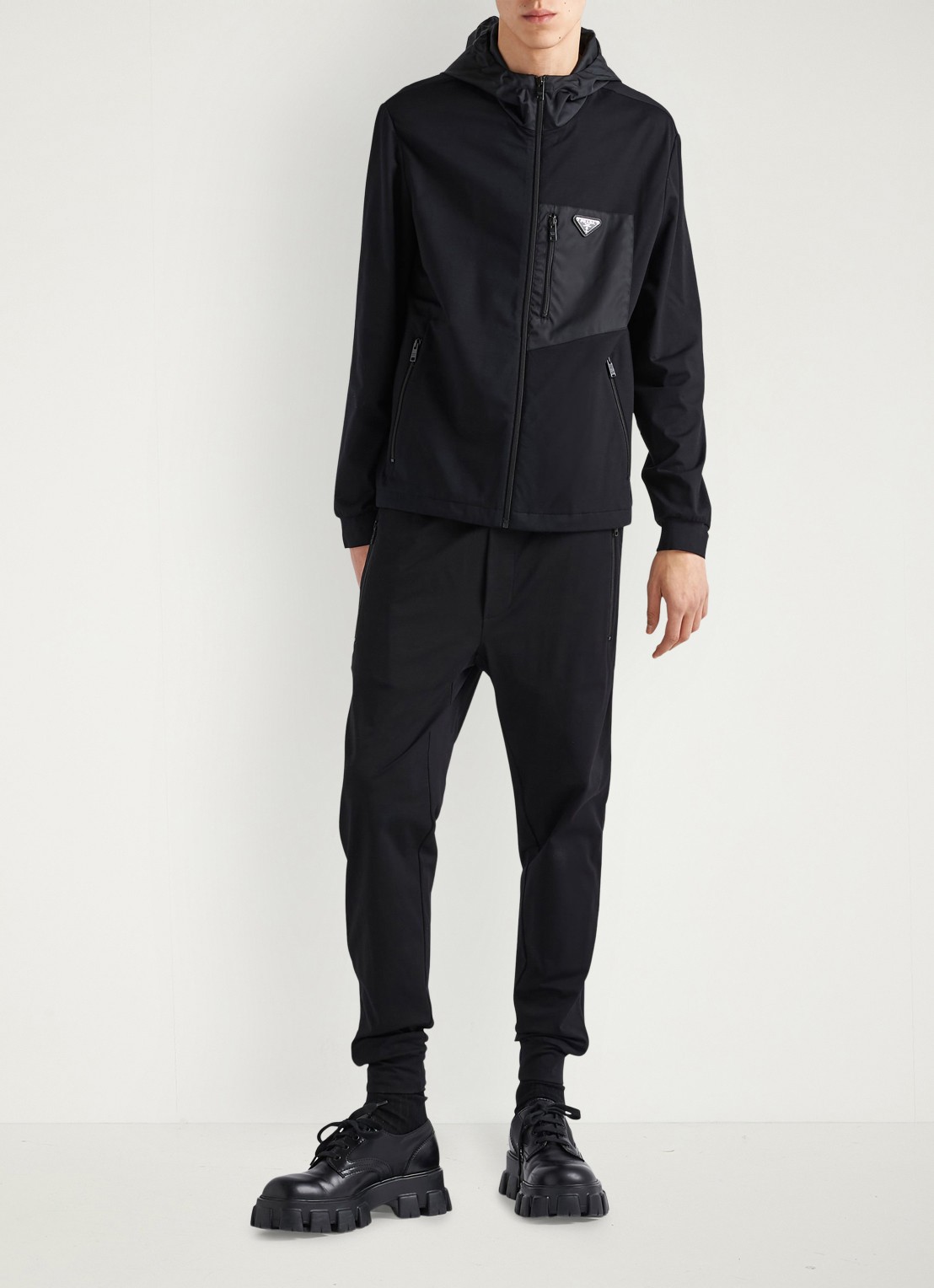 Prada Re-Nylon trackvest met capuchon en contrast - voorkant 5 zwart
