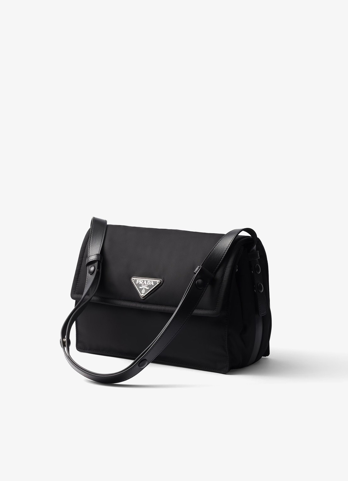 Prada Re-Nylon Traveller Medium crossbodytas met leren details - detail 4 zwart