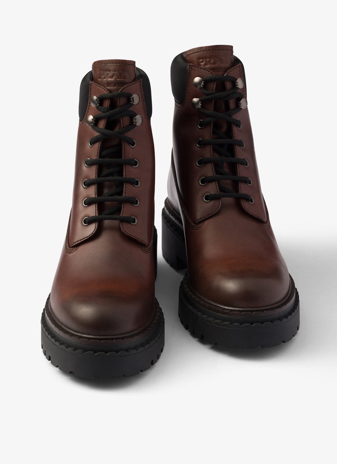 Prada Re-Nylon veterboot van leer - detail 8 donkerbruin