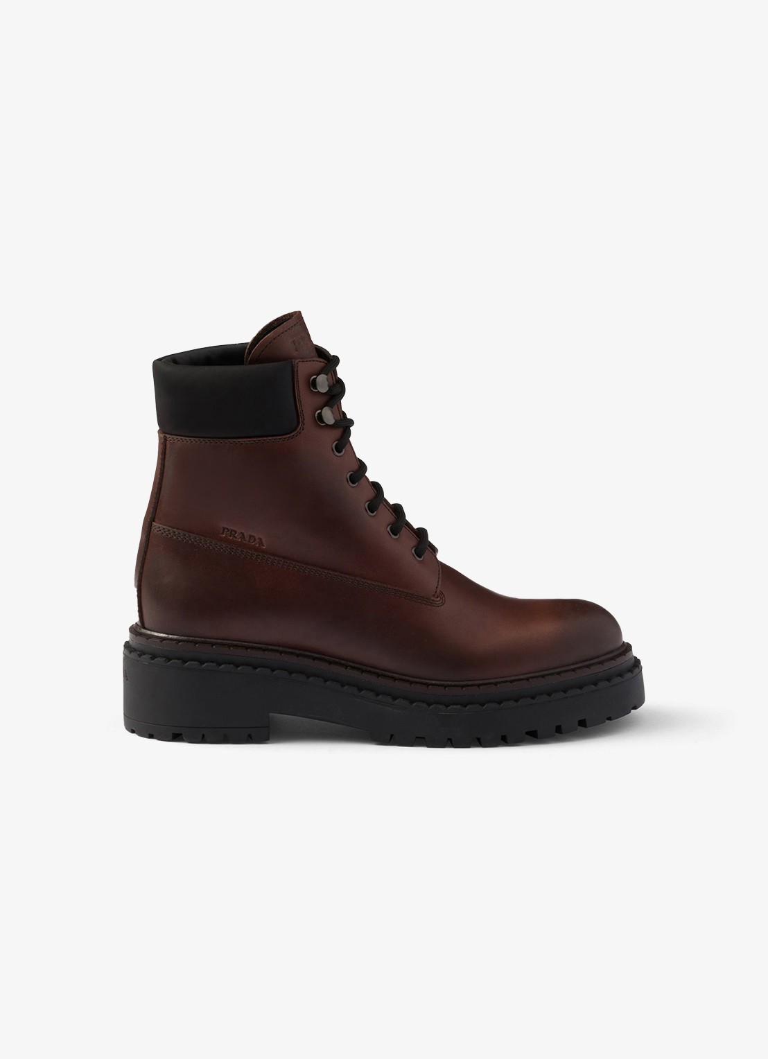 Prada Re-Nylon veterboot van leer - voorkant 2 donkerbruin