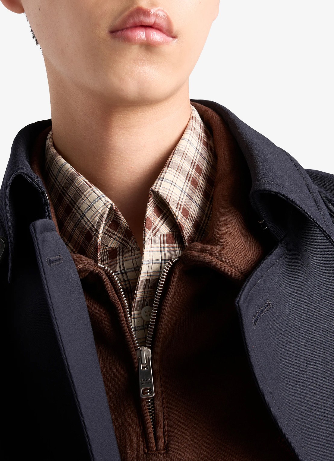 Prada Schipperstrui met halve rits - detail 5 bruin