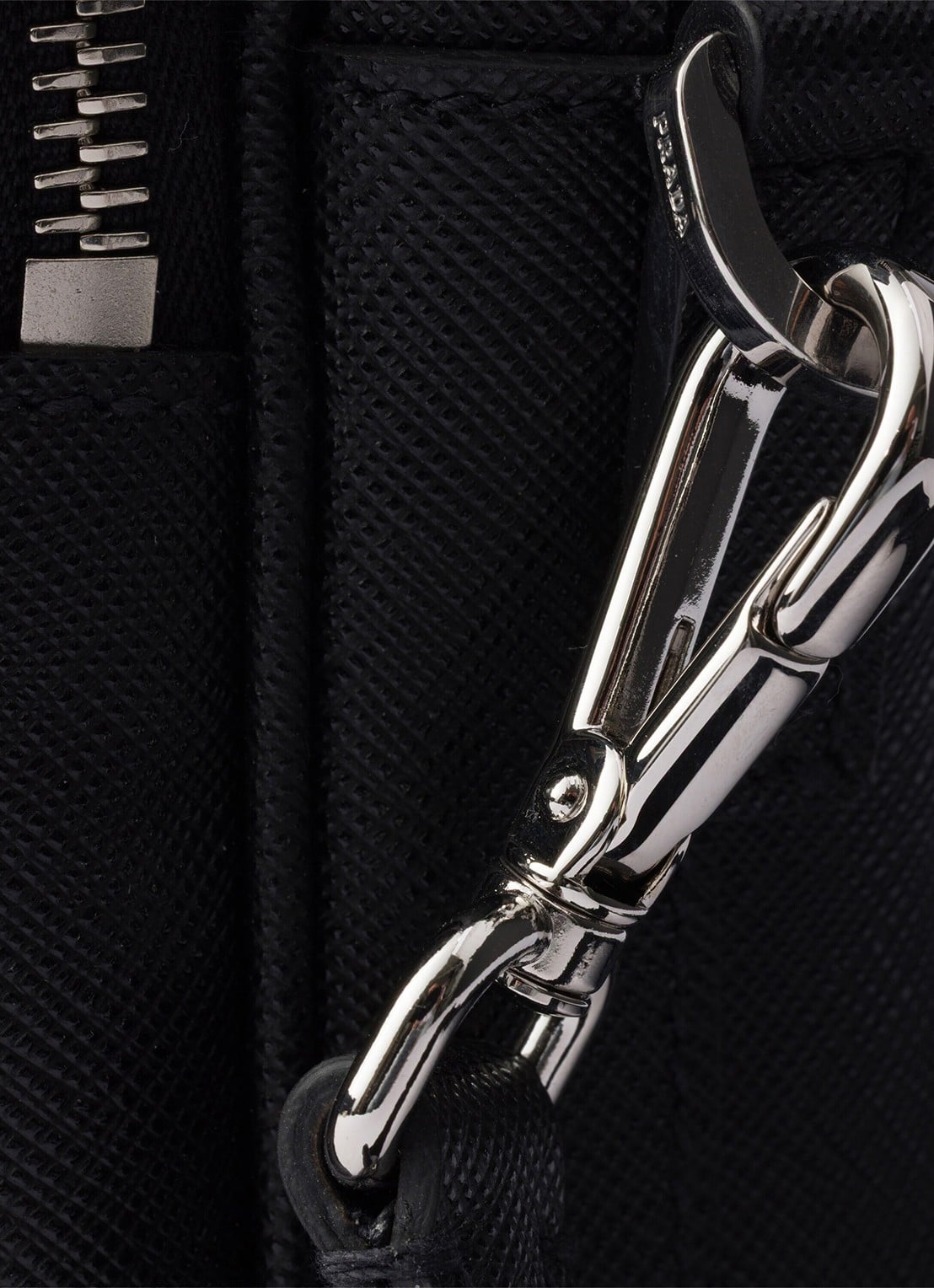 Prada Schoudertas van kalfsleer - detail zwart