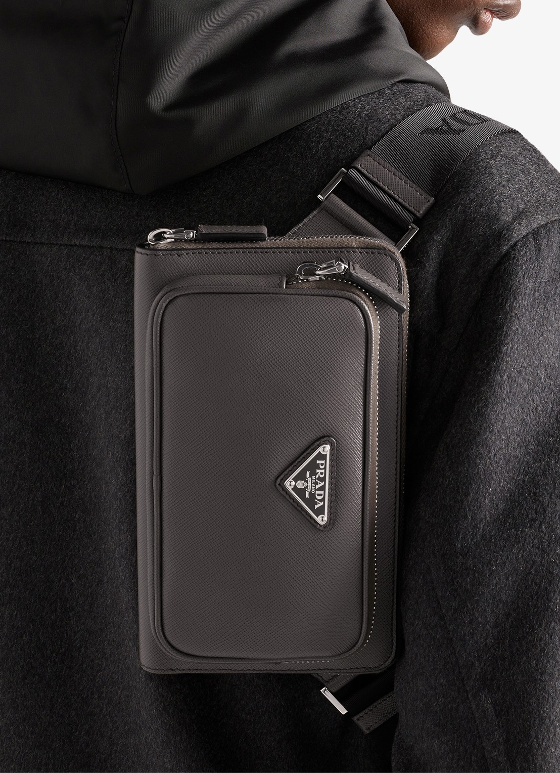 Prada Schoudertas van leer - detail 4 donkergrijs