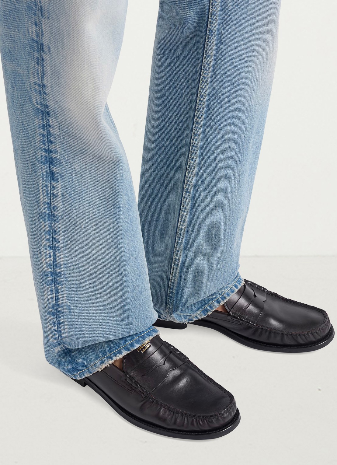 Prada Slim fit jeans met verwassen afwerking - detail 6 indigo