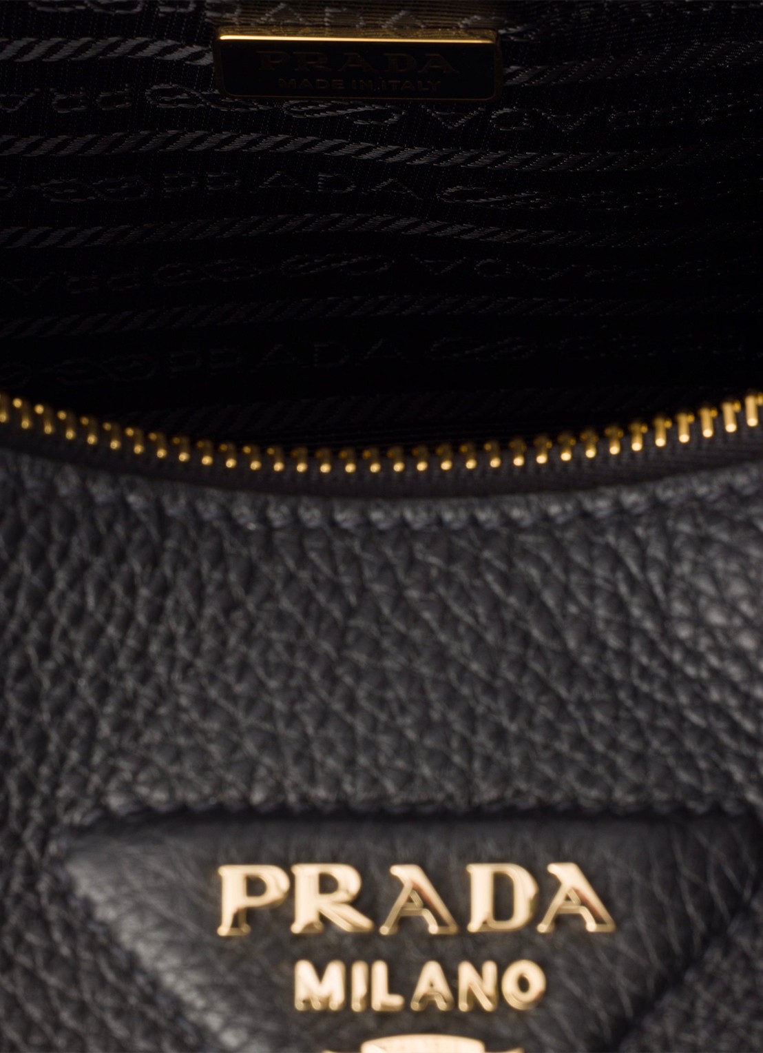 Prada Small handtas van kalfsleer - detail zwart