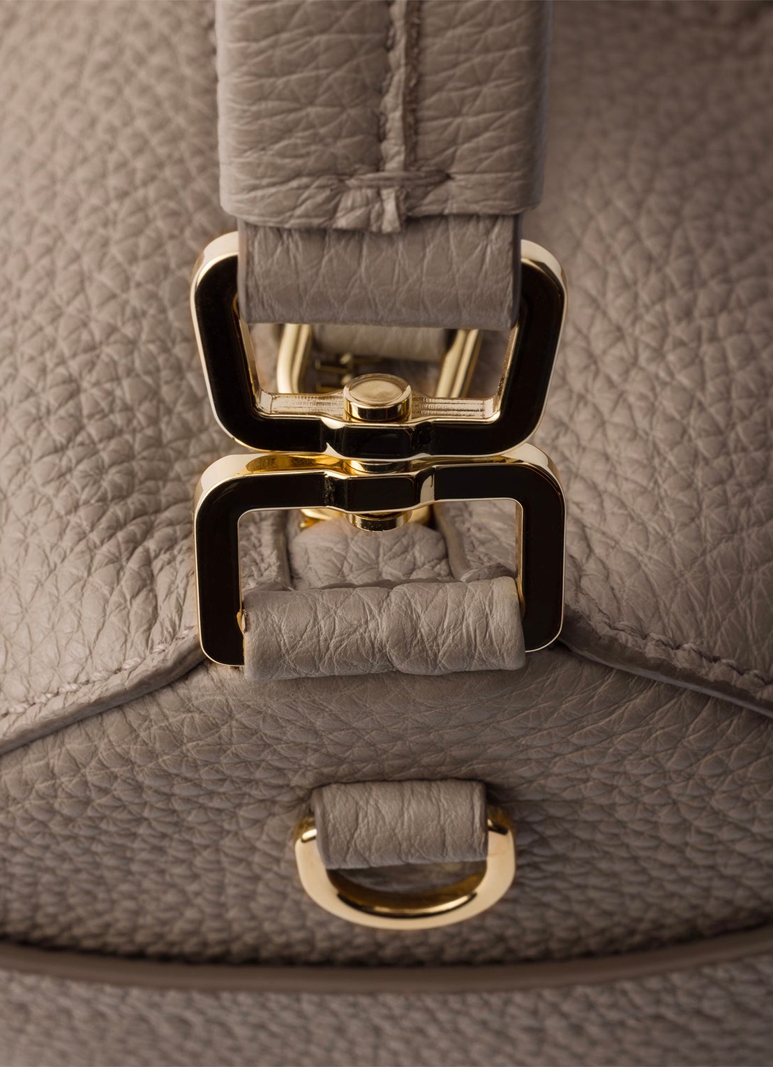 Prada Small handtas van kalfsleer - detail taupe