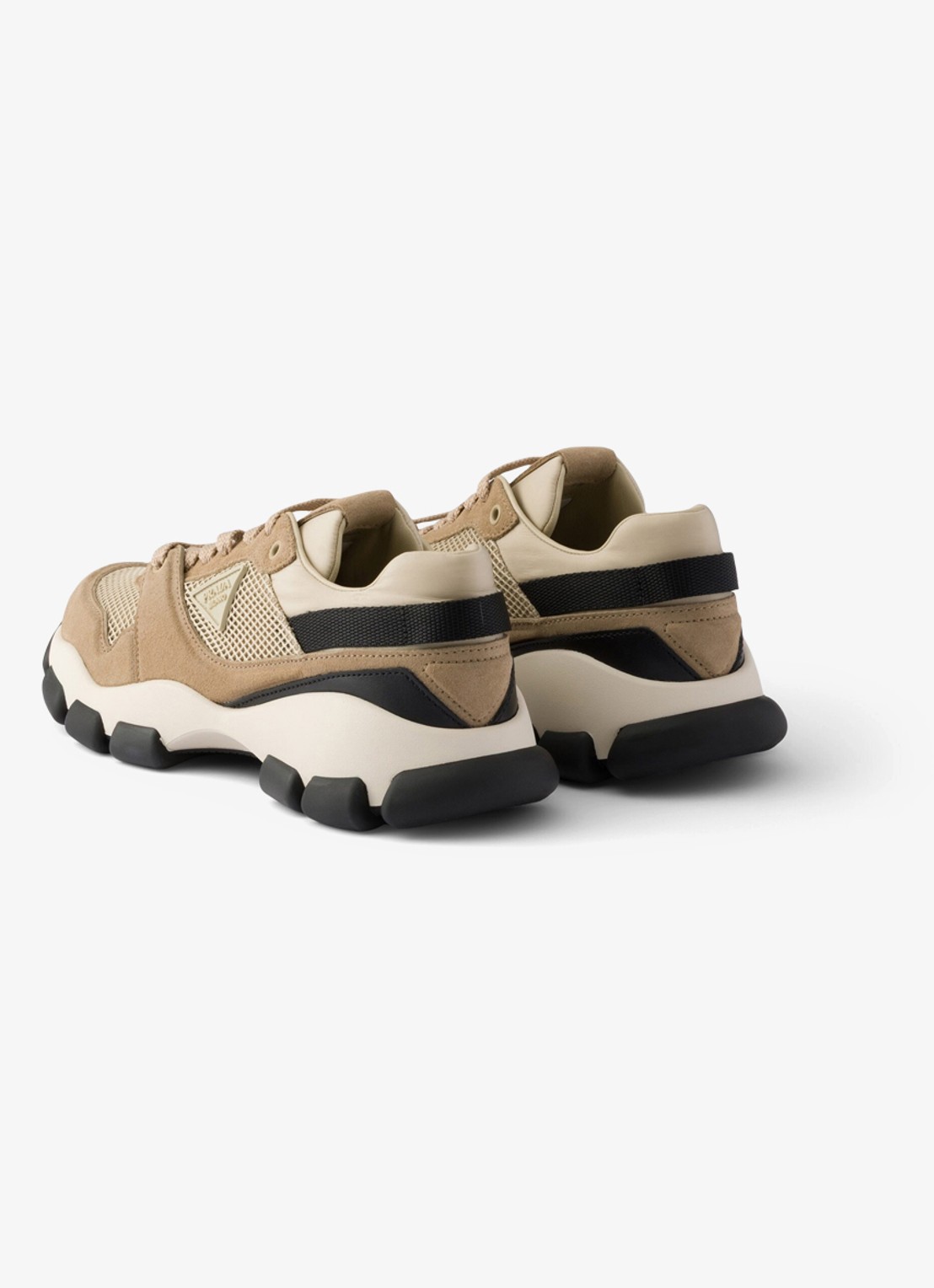 Prada Sneaker met suède details - achterkant 6 beige