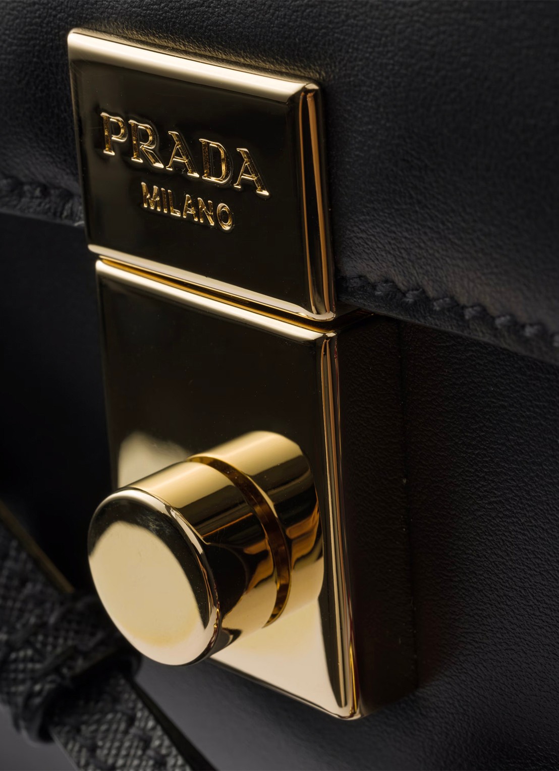 Prada Soft Sound Small schoudertas van leer - detail 4 zwart
