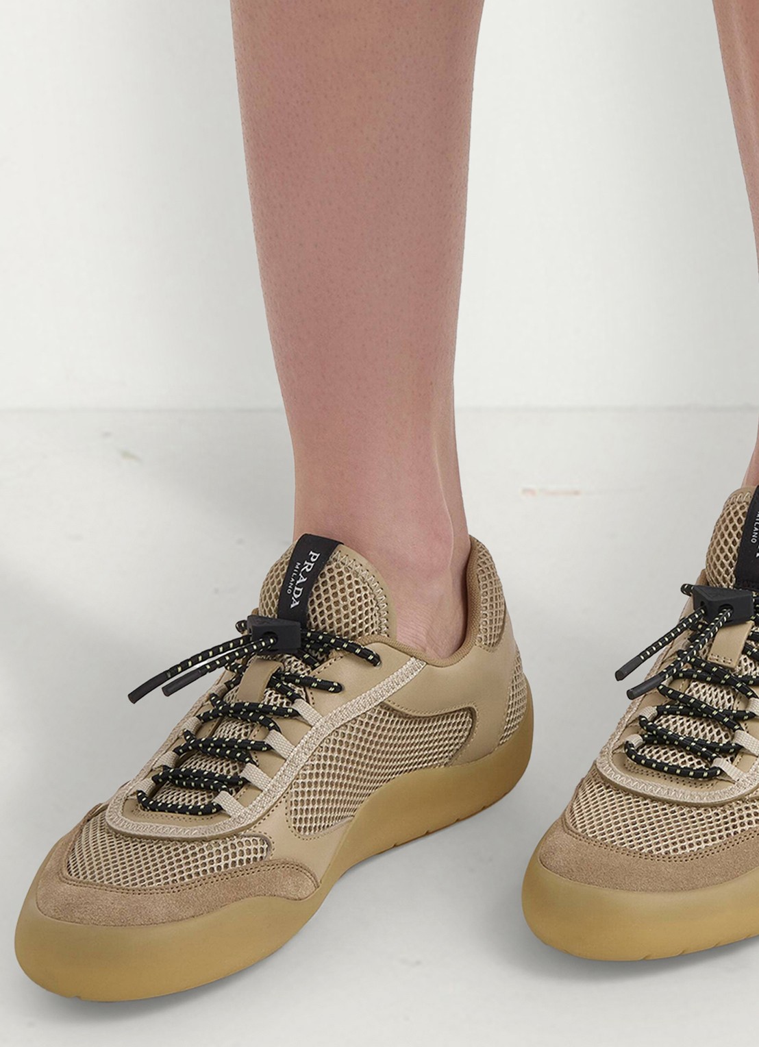 Prada Speedrock sneaker van mesh met leren details - voorkant 7 khaki