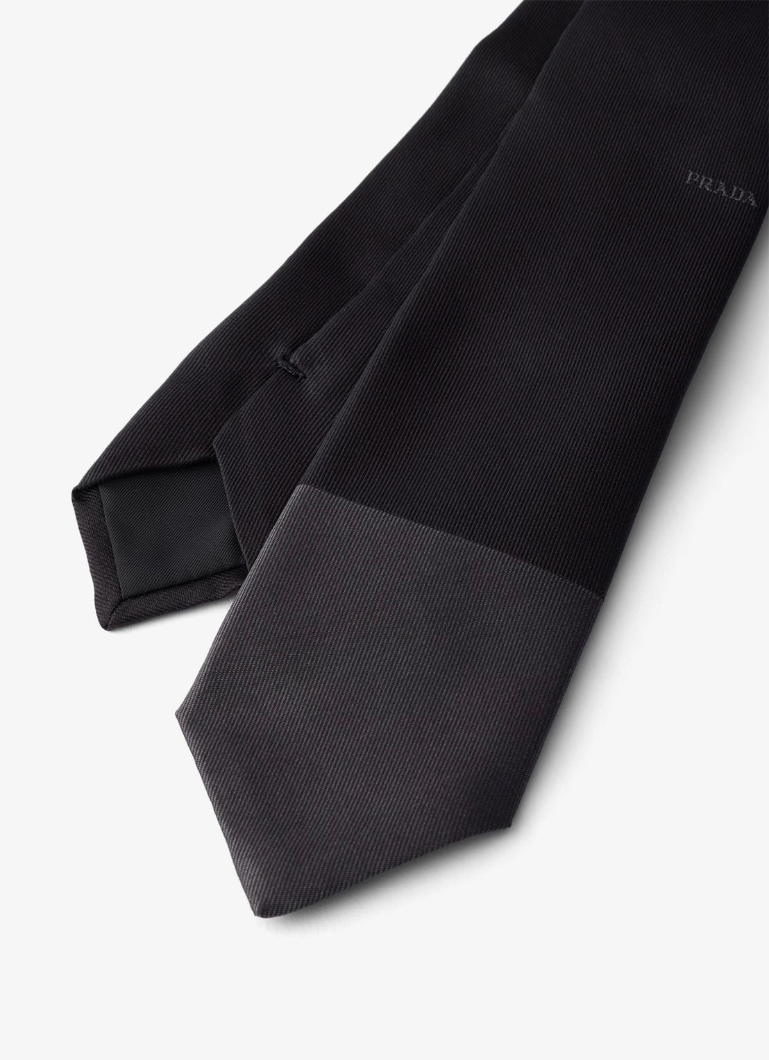 Prada Stropdas van zijde - detail zwart