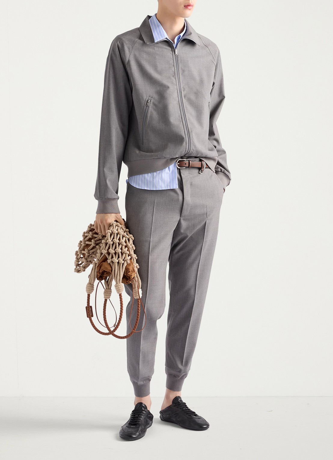Prada Tapered fit pantalon van wol met steekzakken - voorkant 2 grijs
