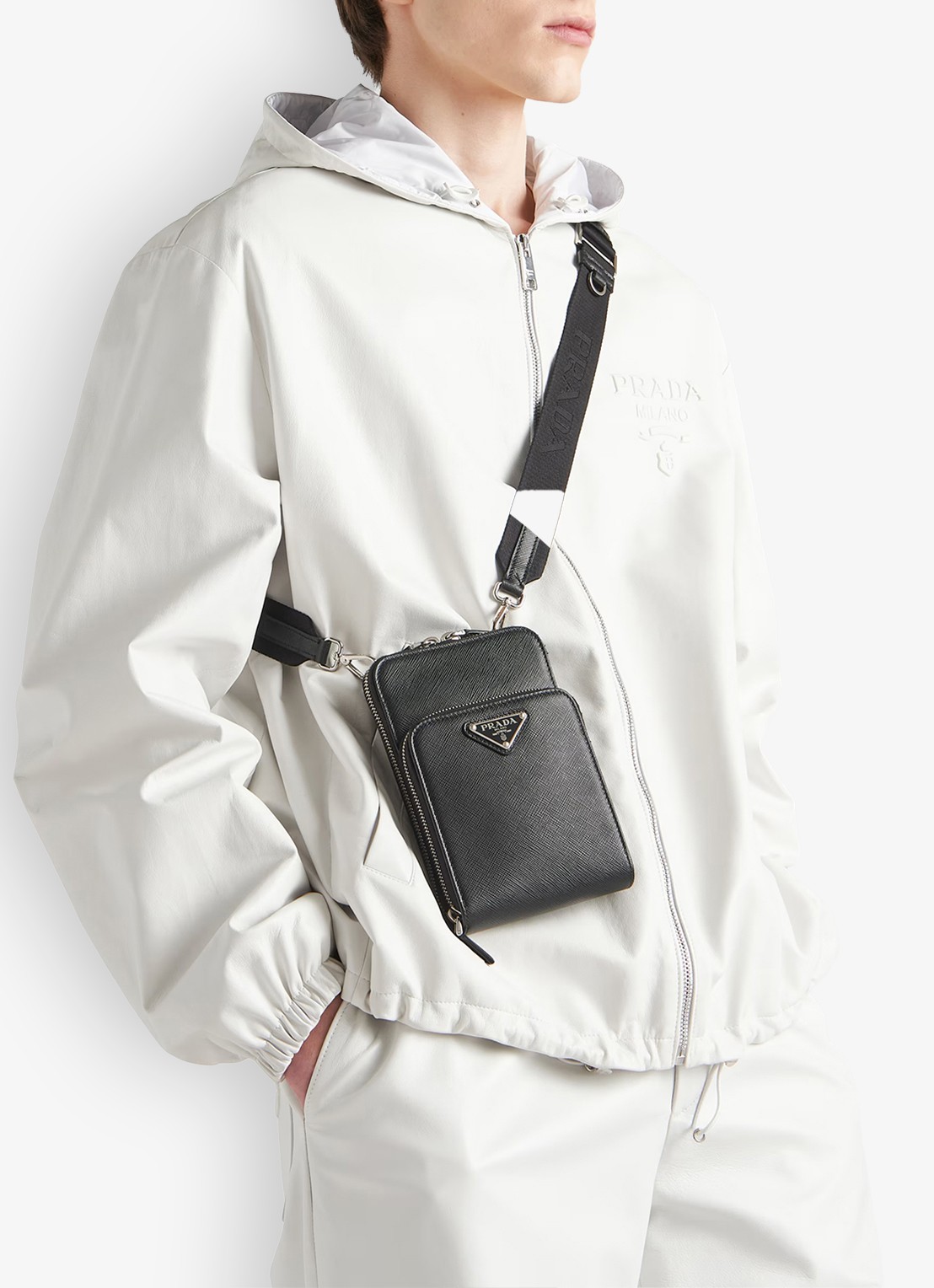 Prada Telefoonhoes van leer met afneembare schouderriem - voorkant 7 zwart