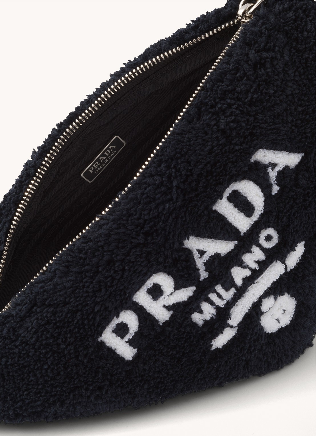 Prada Triangle Terrycloth schoudertas met schapenvacht - detail 2 zwart