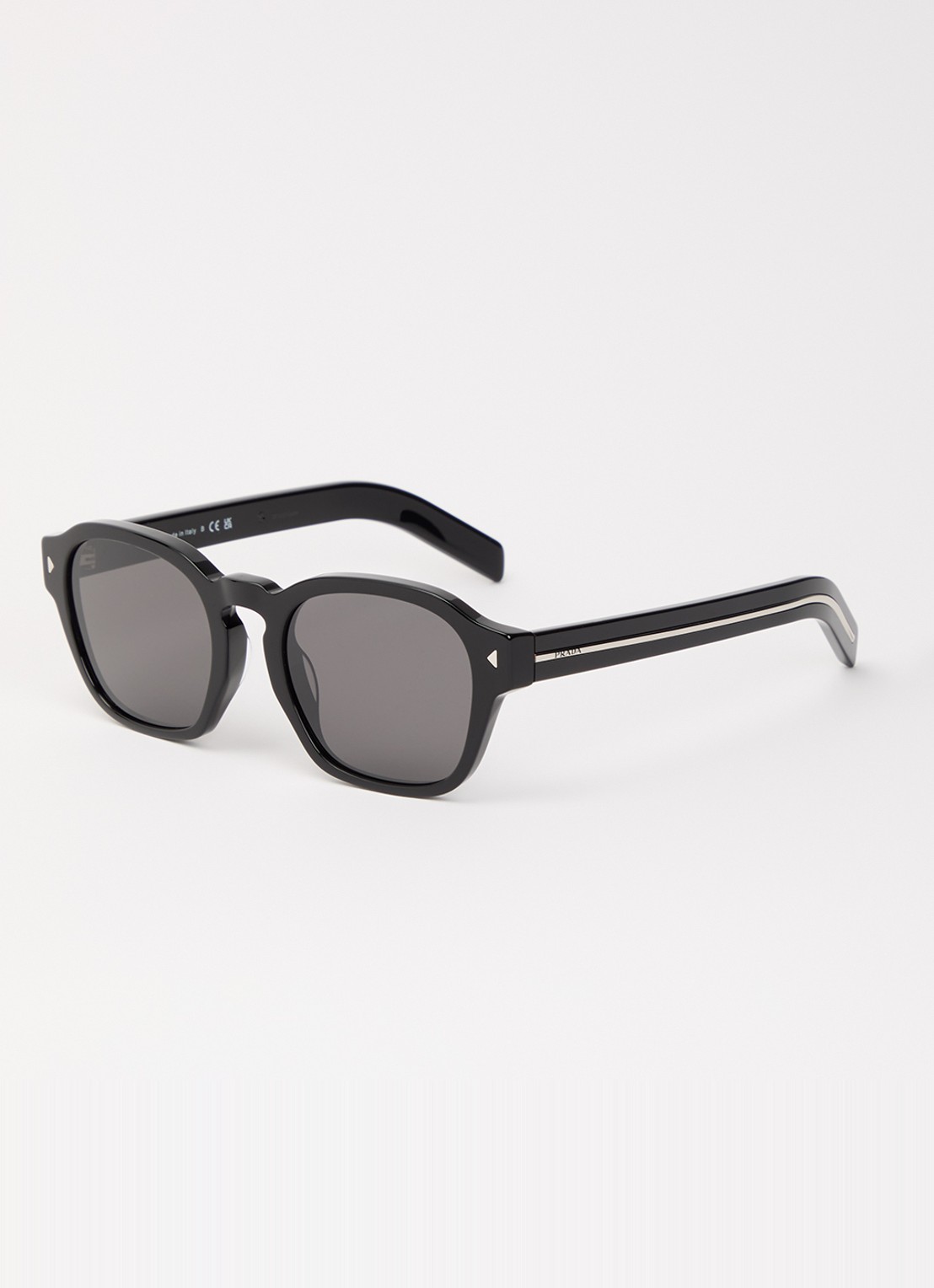 Prada Wayfarer zonnebril gepolariseerd PR A16SF - voorkant 4 zwart