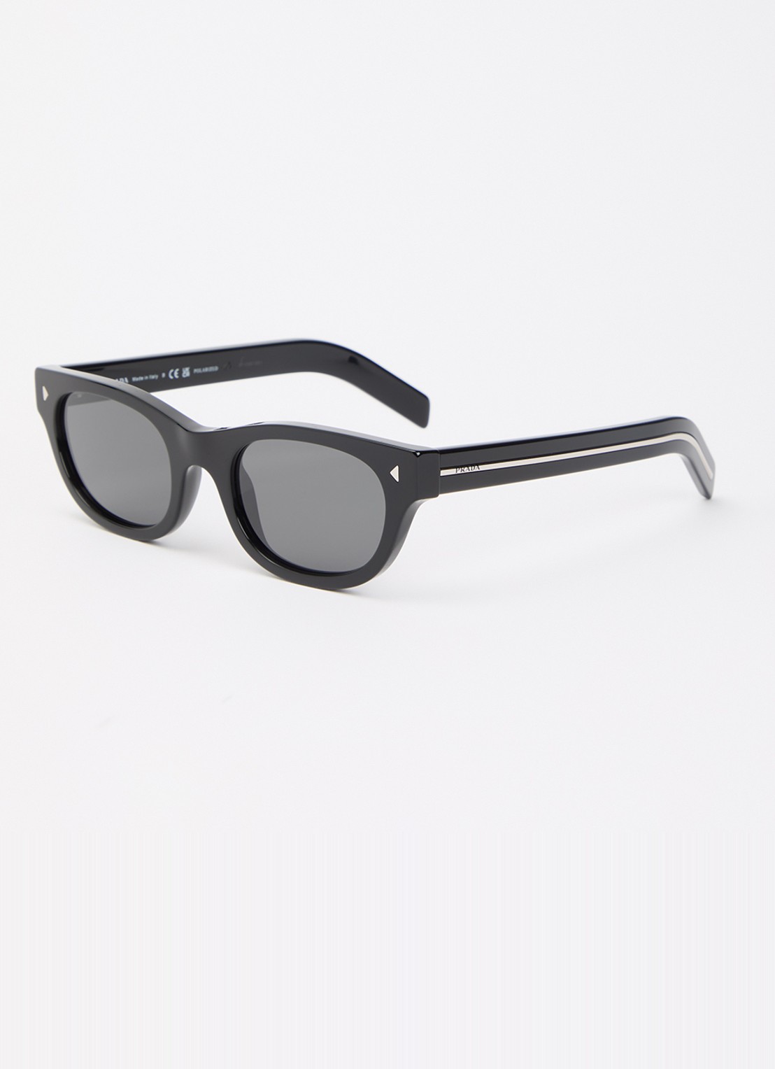 Prada Wayfarer zonnebril gepolariseerd PR C09S - voorkant zwart