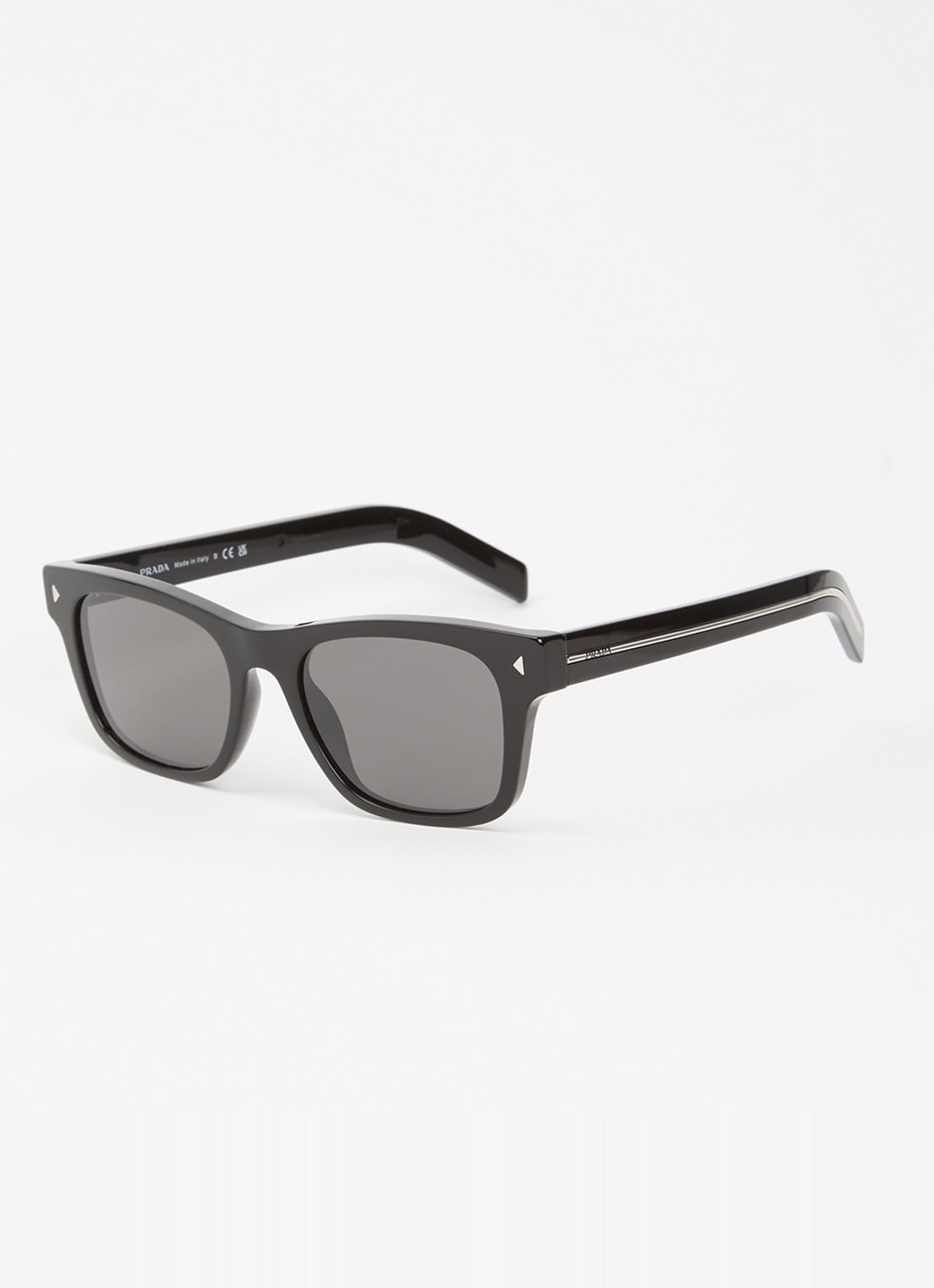 Prada Wayfarer zonnebril PR A17S - voorkant zwart