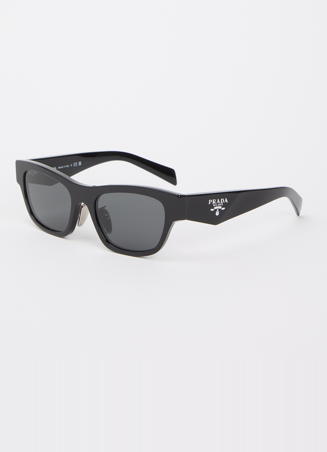 Prada Wayfarer zonnebril PR B09SF - voorkant 4 zwart