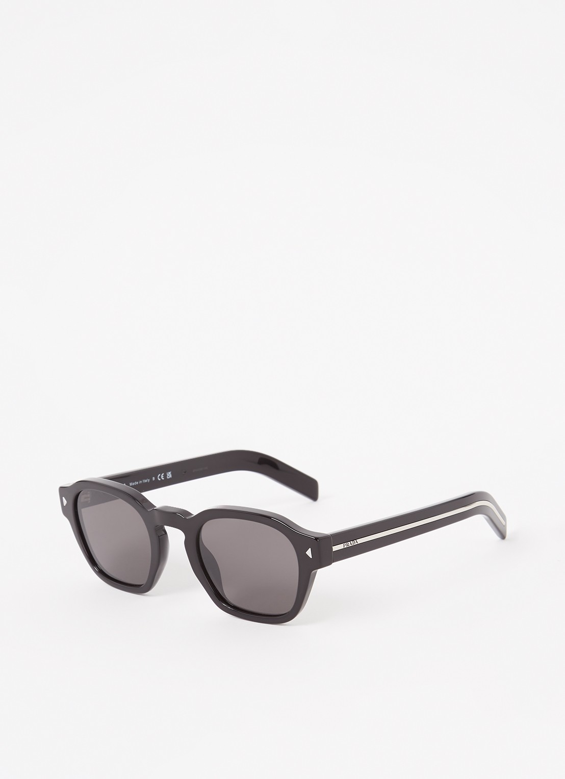 Prada Wayfarer zonnebril PRA16S - voorkant zwart
