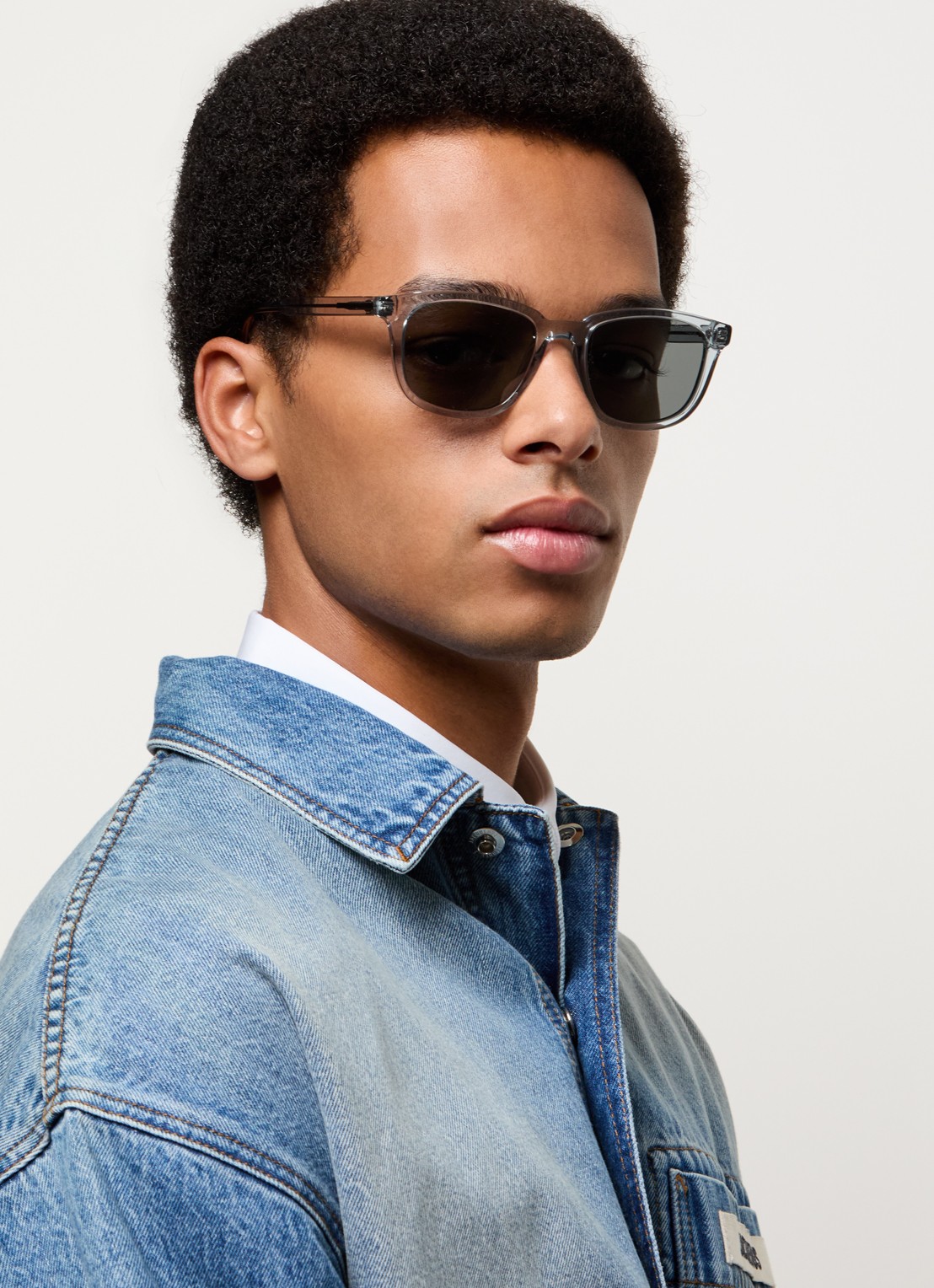 Prada Wayfarer zonnebril PRA21S - voorkant 2 grijs