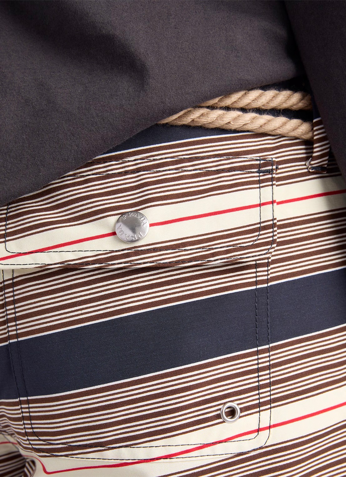 Prada Zwemshorts met streepprint - detail 5 donkerblauw