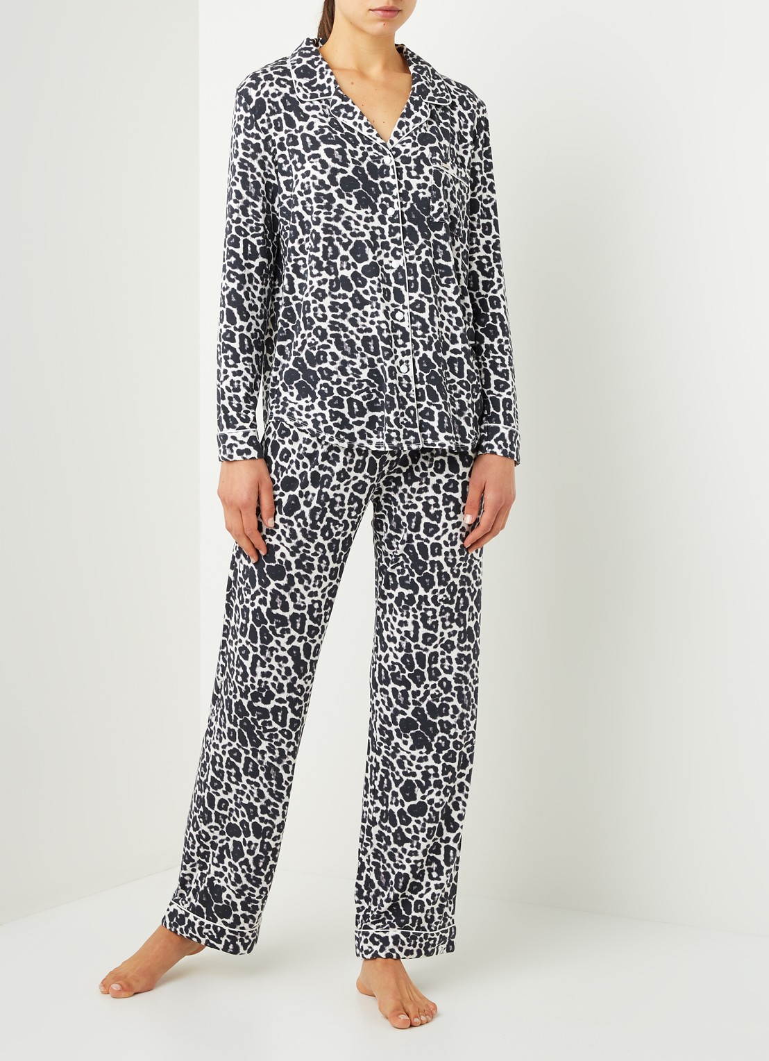 Pretty You Bamboo pyjamaset met contrasterende bies - voorkant 3 donkergrijs