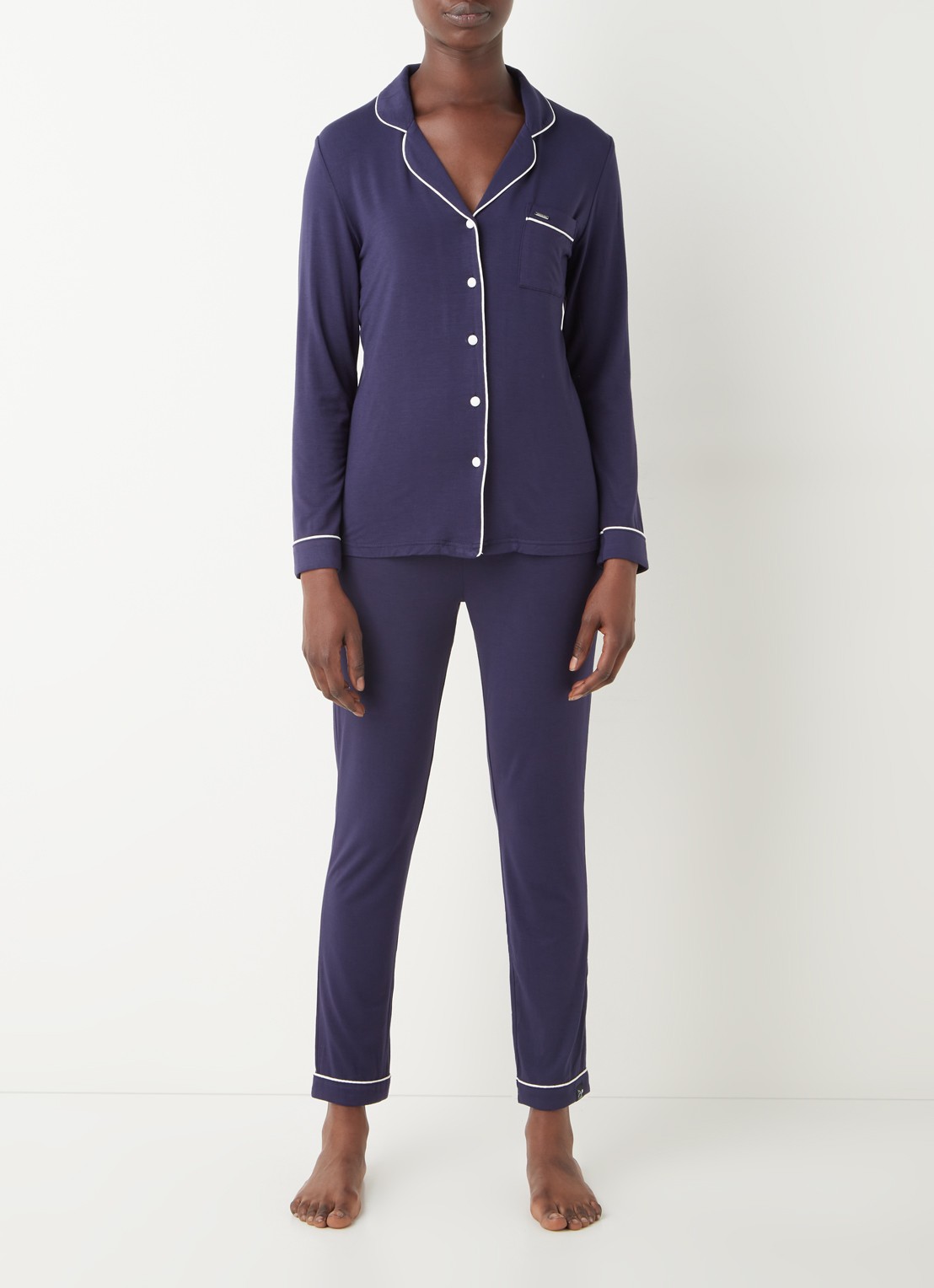 Pretty You Bamboo pyjamaset met contrasterende bies - detail 4 donkerblauw