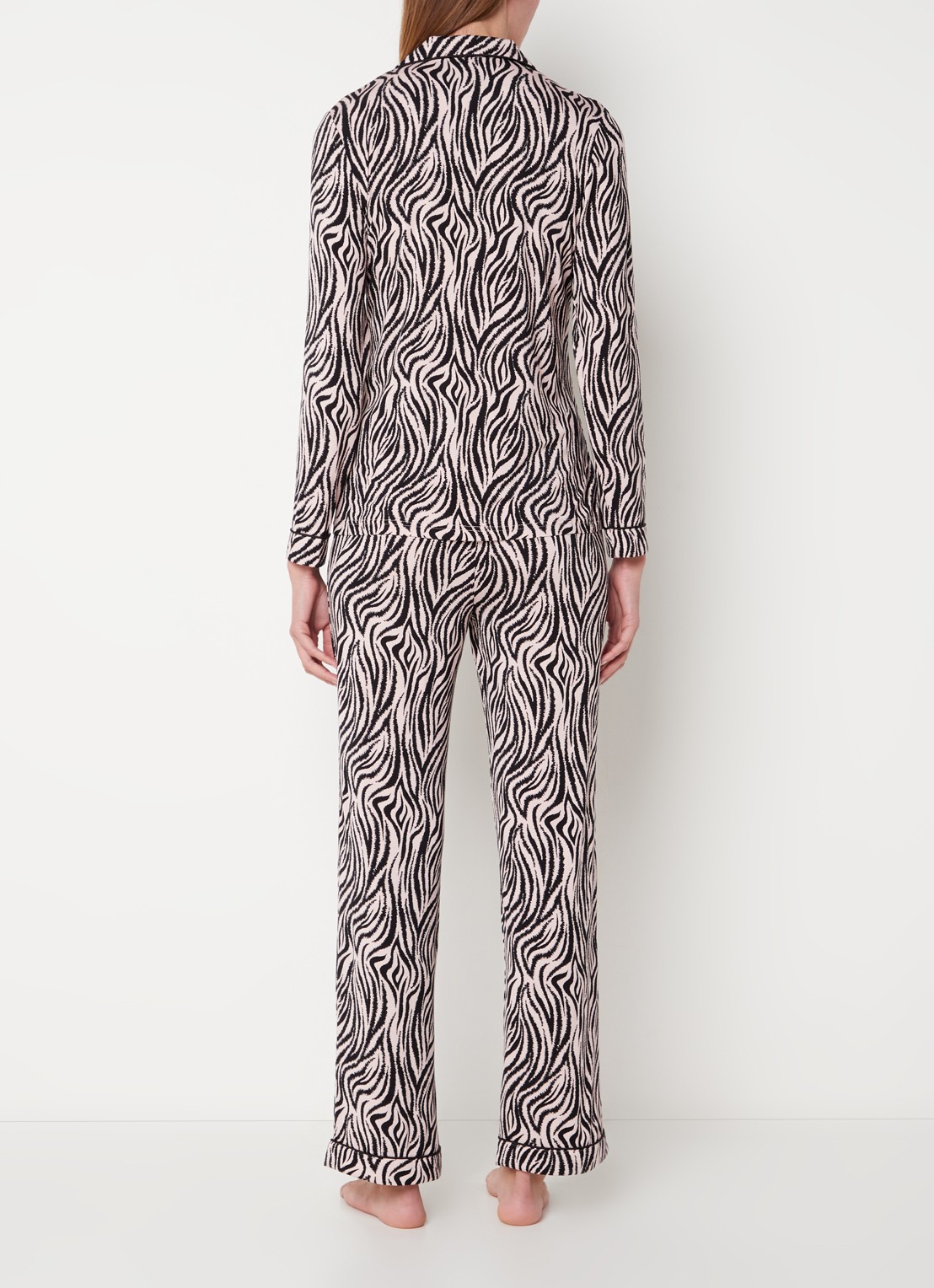 Pretty You Bamboo pyjamaset met contrasterende bies - achterkant roze