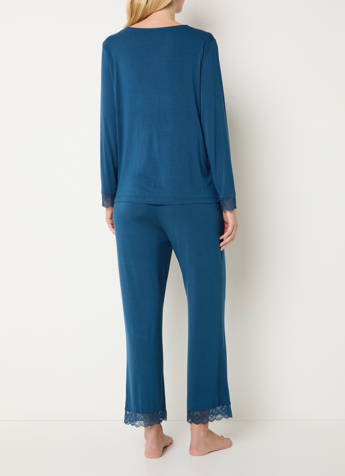 Pretty You Bamboo pyjamaset met details van kant - achterkant 4 petrol