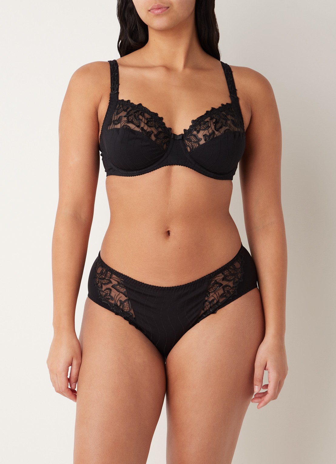 PrimaDonna Deauville beugel bh met kant - voorkant 10 zwart