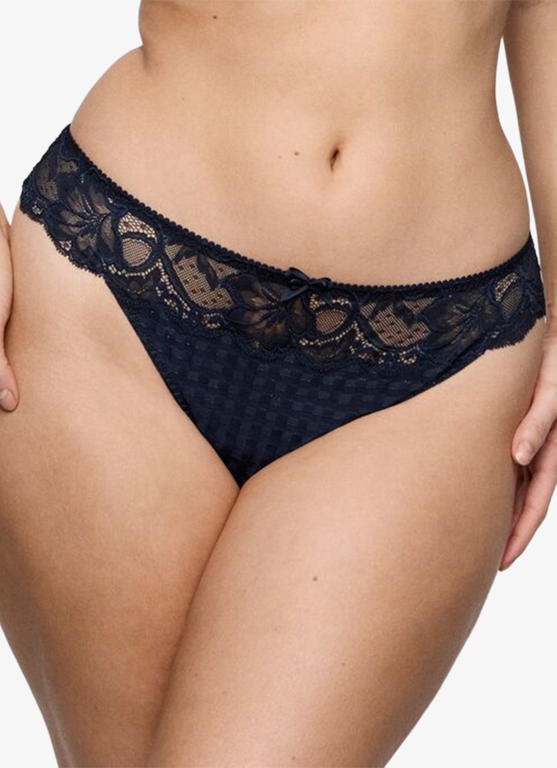 PrimaDonna Madison string met kant - detail donkerblauw