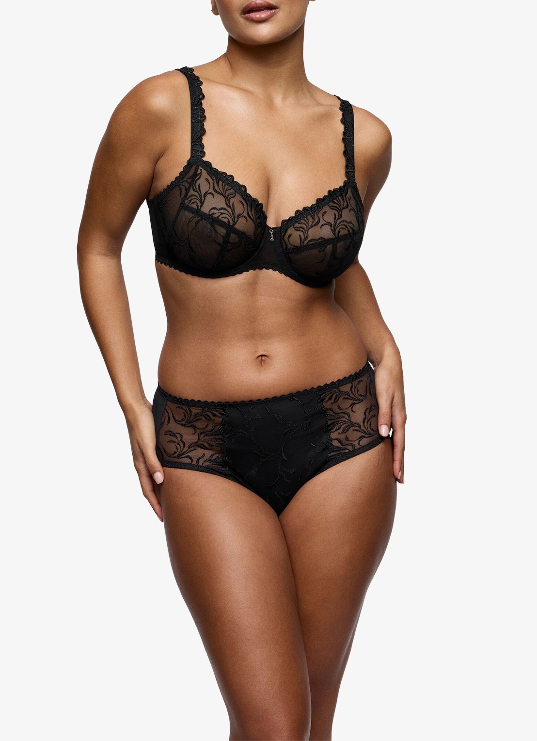 PrimaDonna Solisse shorty met borduring - voorkant 3 zwart