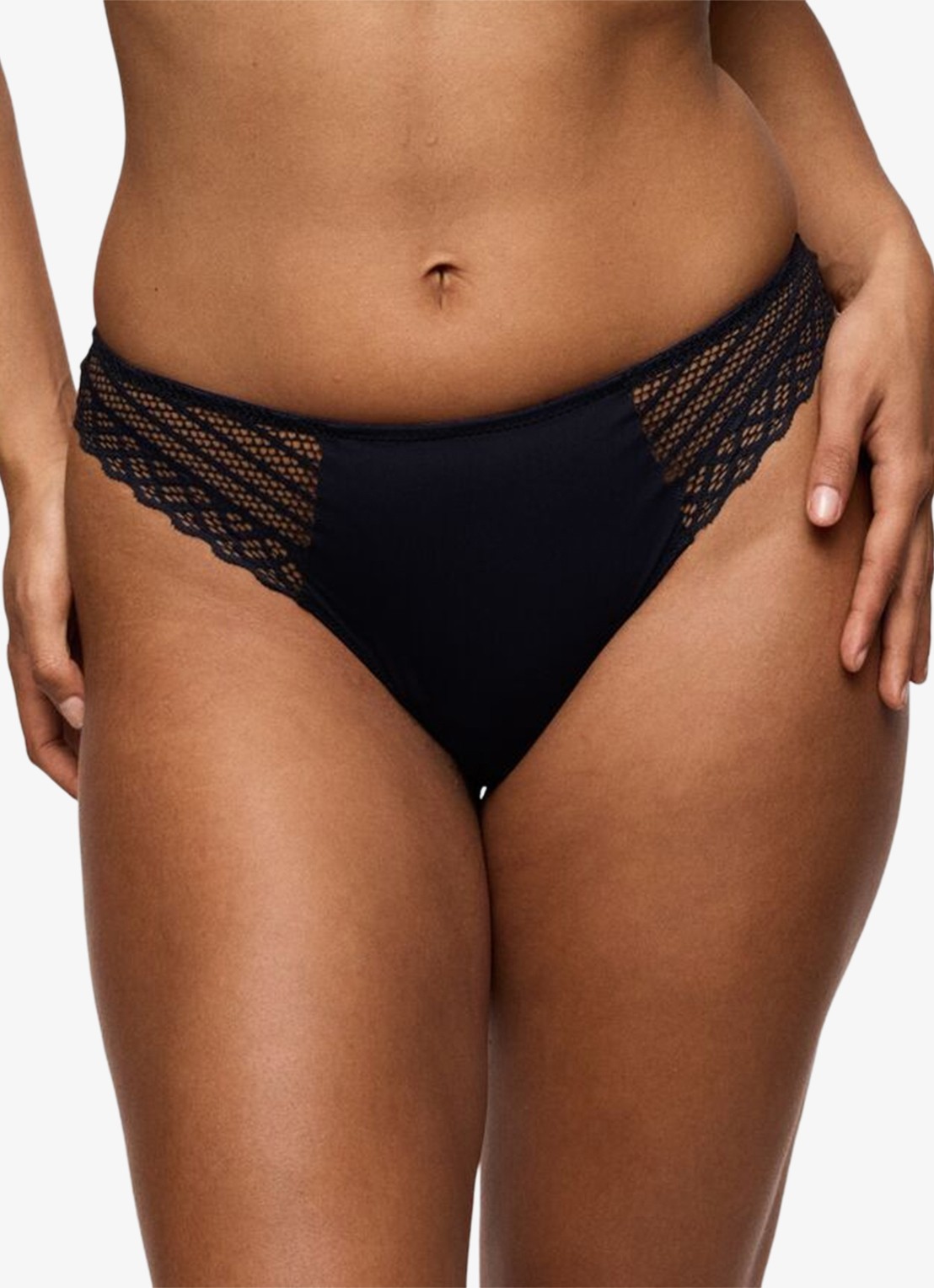 PrimaDonna Twist Side string met kant - detail 2 zwart