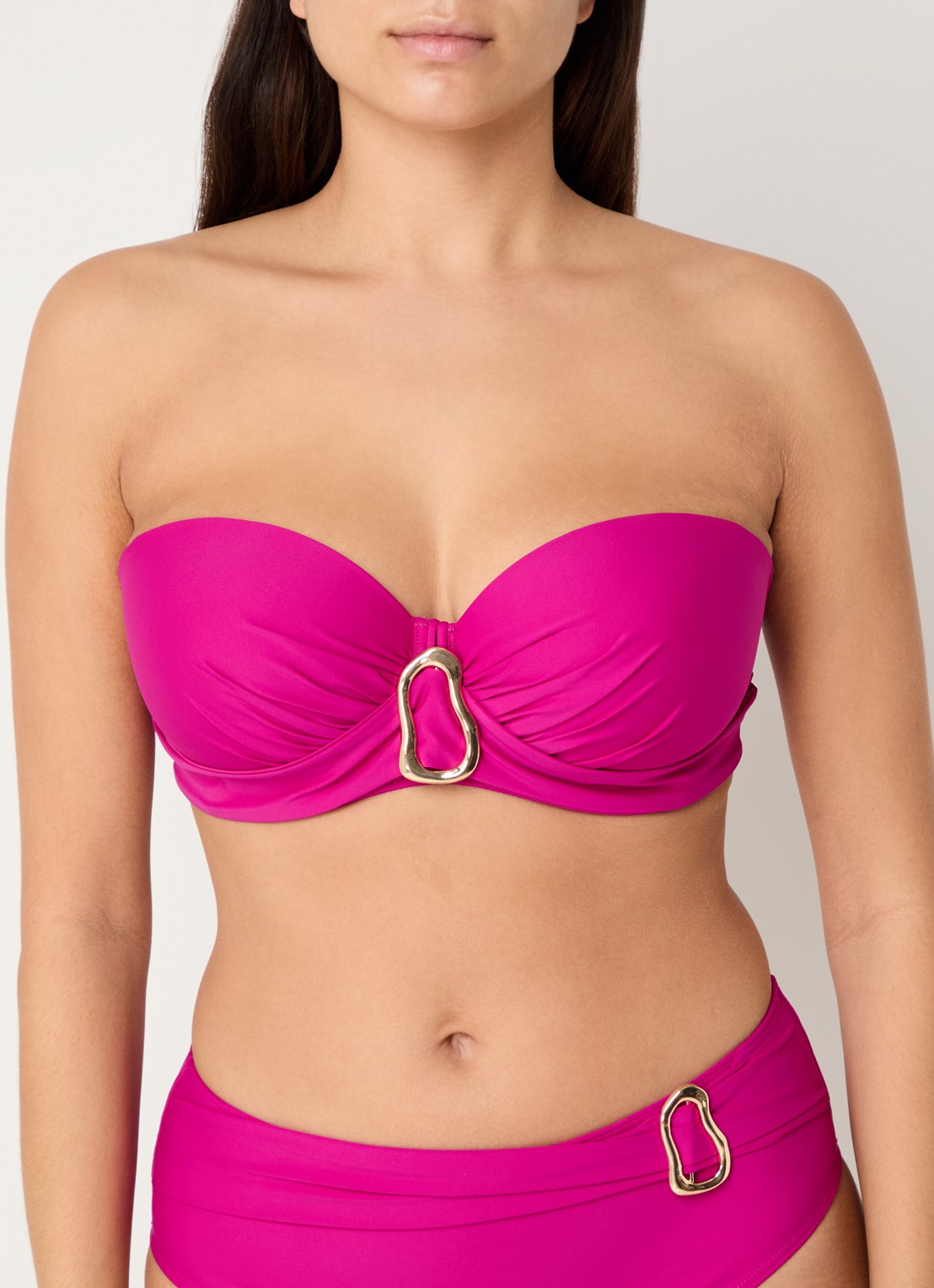 PrimaDonna Uvita voorgevormde bikinitop met beugel - detail 5 donkerroze