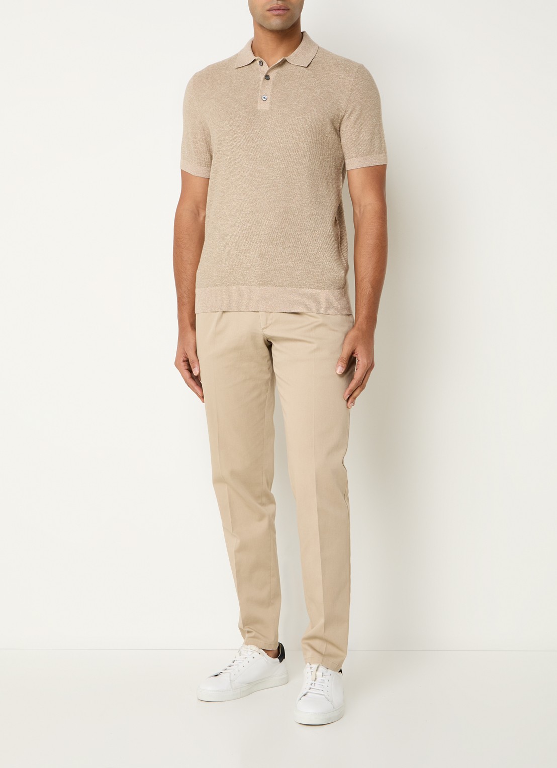 Profuomo Fijngebreide slim fit polo in linnenblend  - voorkant 3 beige