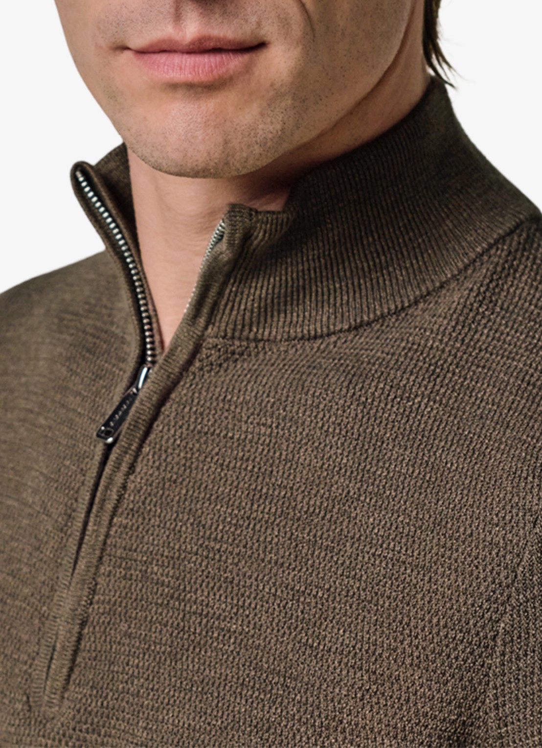 Profuomo Fijngebreide trui met halve rits - detail 4 bruin