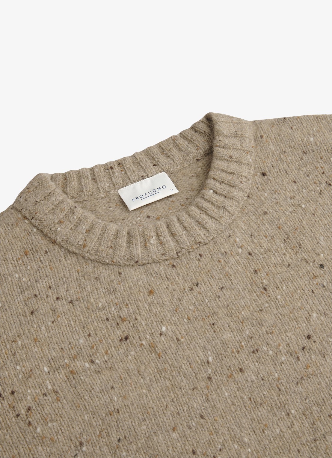 Profuomo Fijngebreide trui van wol met ronde hals - detail 4 beige