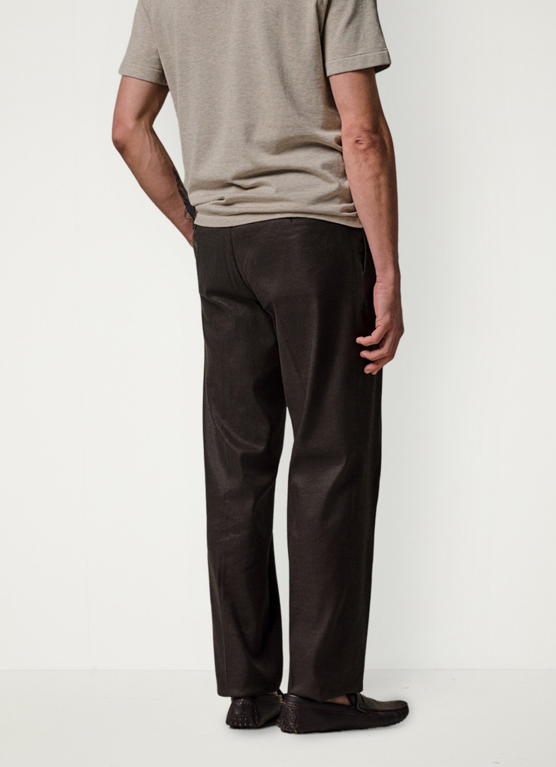 Profuomo Loose fit chino in linnenblend - achterkant 3 donkerbruin