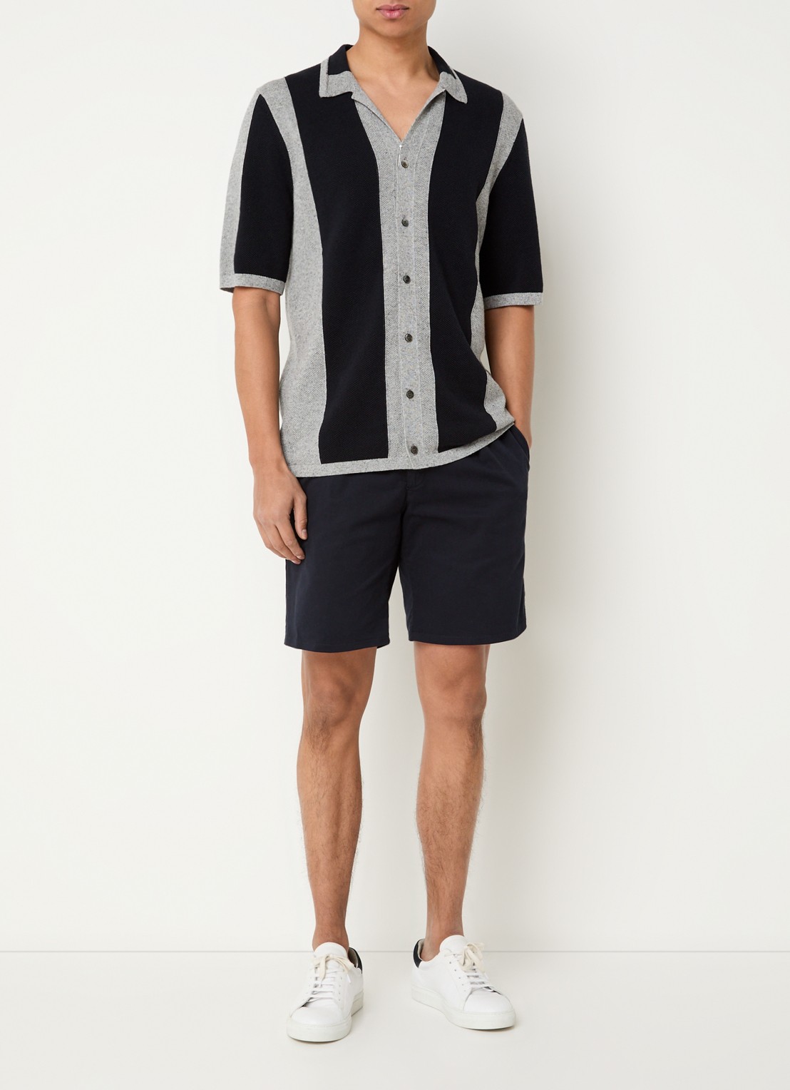 Profuomo Regular fit fijngebreide polo in linnenblend met streepprint - voorkant 4 donkerblauw