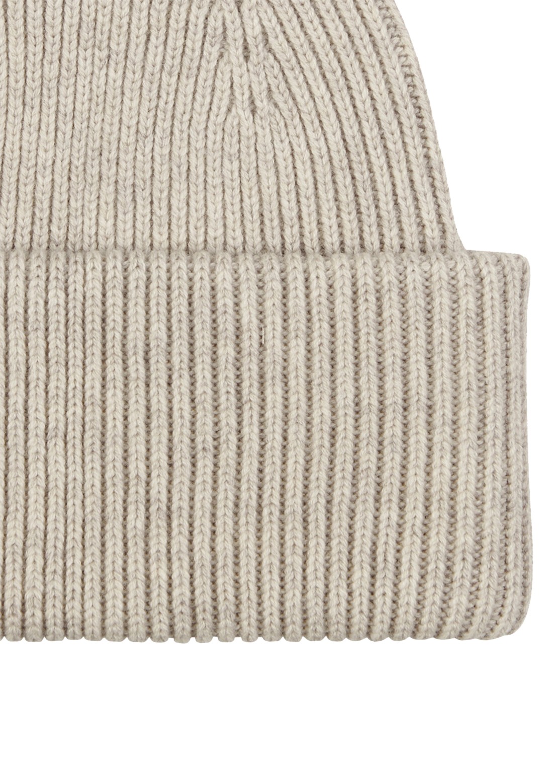 Profuomo Ribgebreide muts in wolblend - detail 2 beige