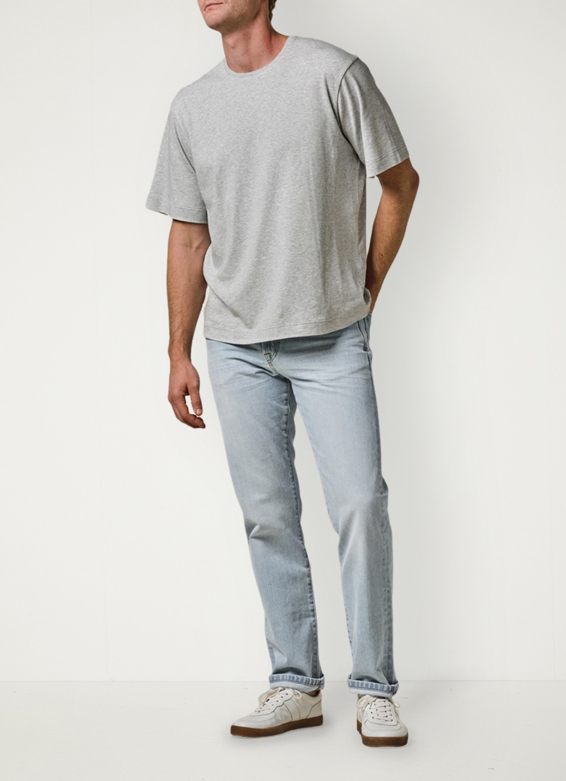 Profuomo Straight leg jeans met steekzakken - voorkant 2 lichtblauw