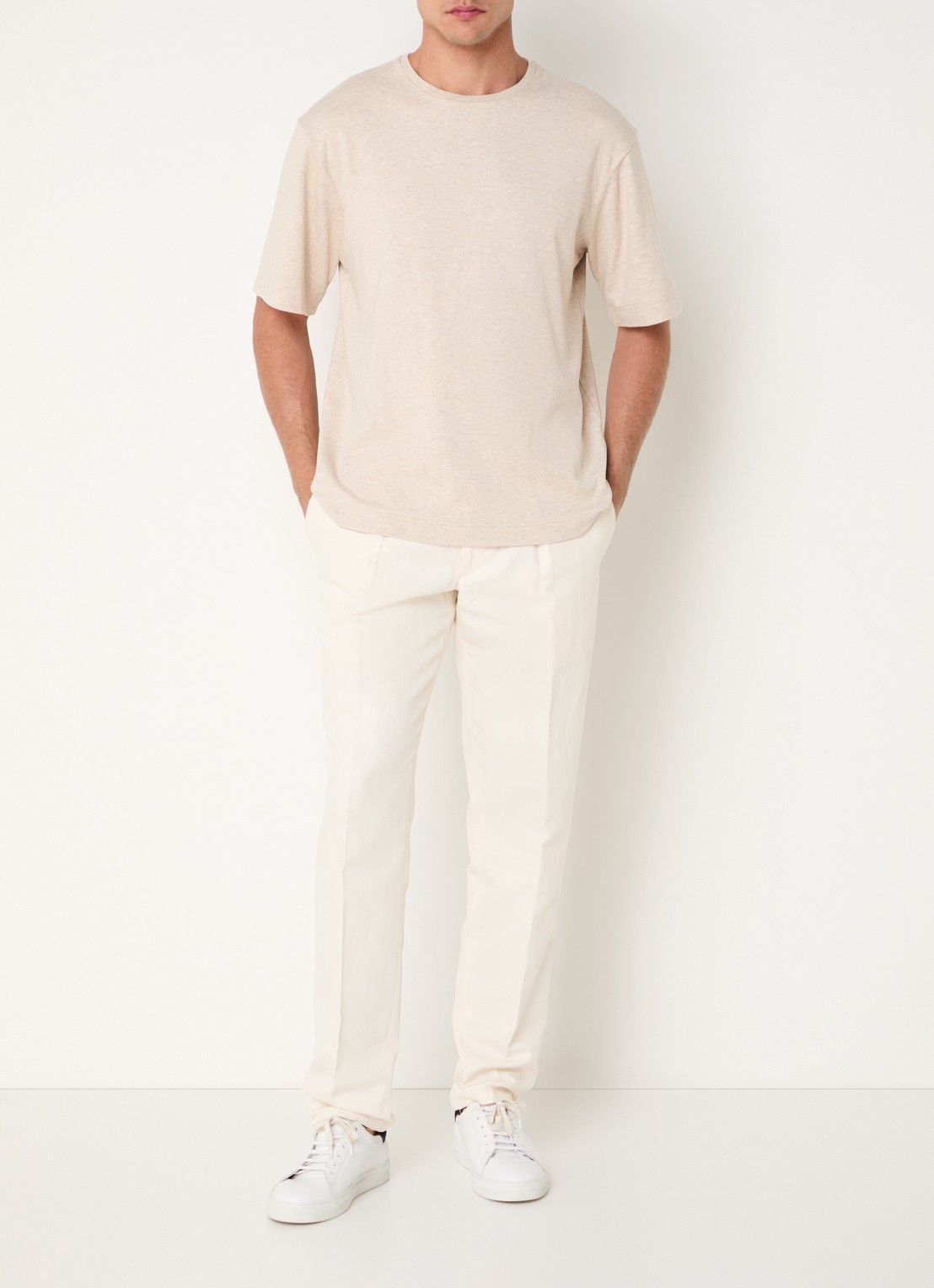Profuomo T-shirt met ronde hals - voorkant 4 beige