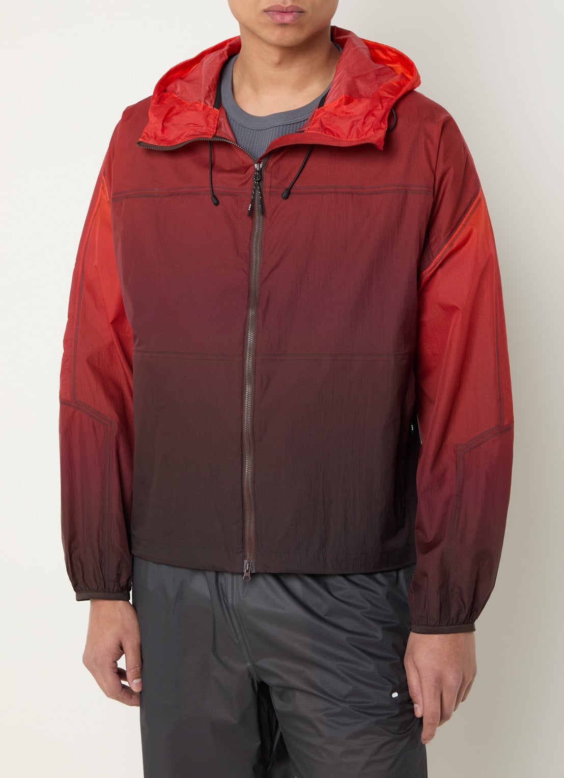 Purple Mountain Breeze jack met capuchon en dip-dye dessin - detail 2 rood