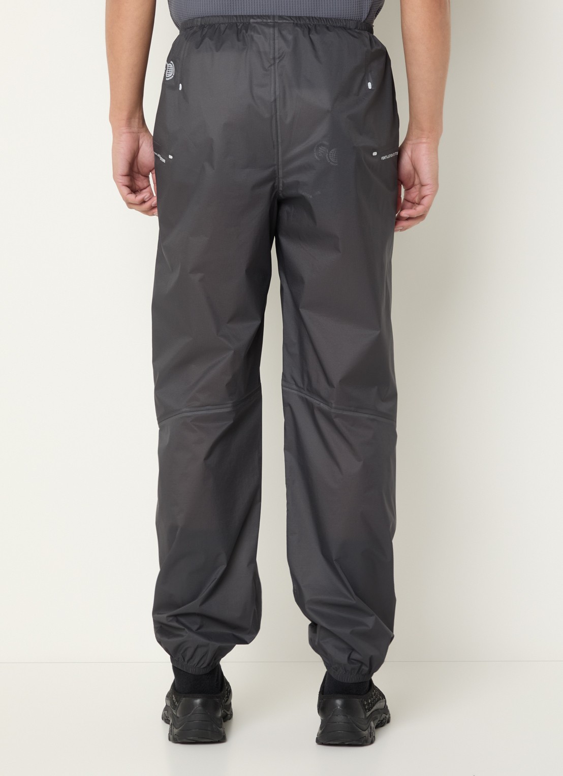 Purple Mountain Observatory Tapered fit joggingbroek met ritszakken - achterkant 5 antraciet