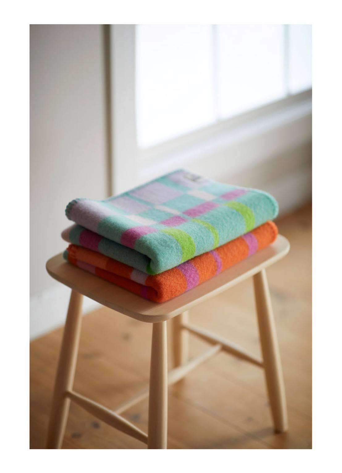 Røros Tweed City plaid van wol 135 x 200 cm - voorkant 5 oranje