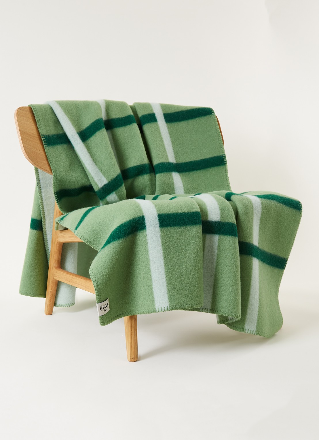 Røros Tweed Knut plaid van lamswol 135 x 200 cm - voorkant 3 groen