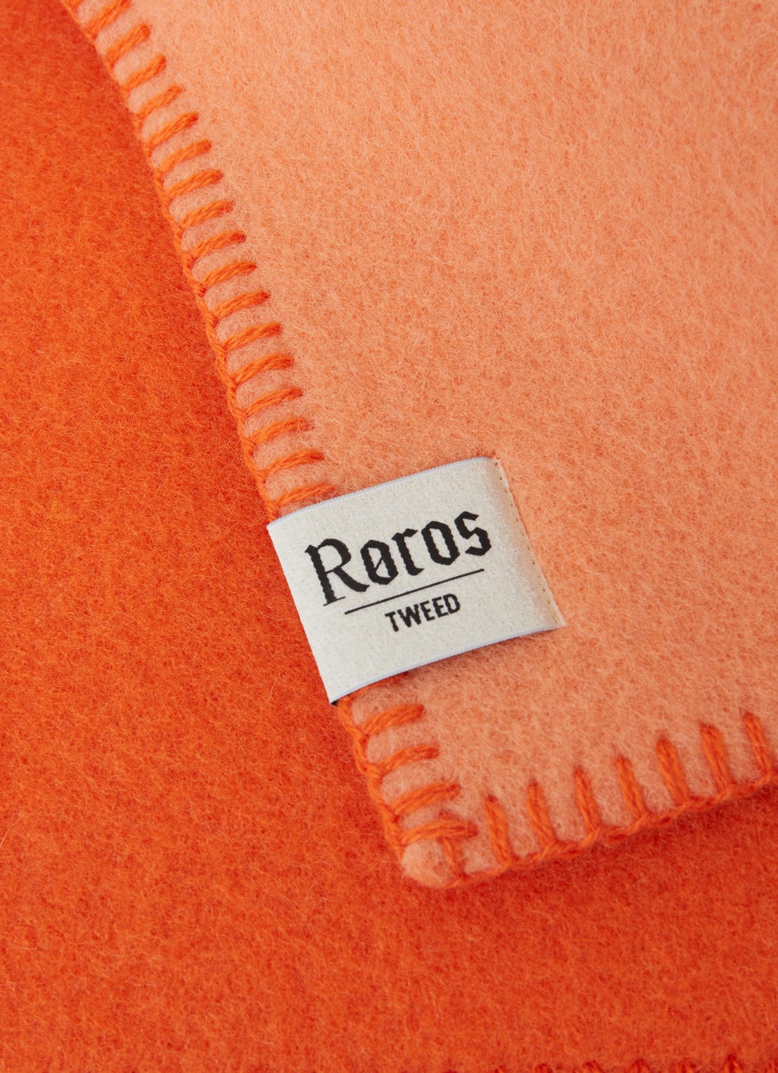 Røros Tweed Syndin plaid 135 x 200 cm - detail 3 oranje