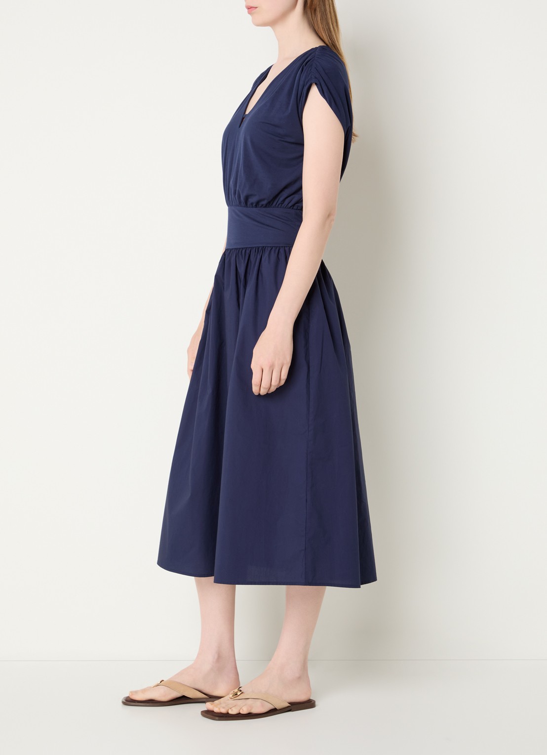 Rails Darla midi jurk met ruches en V-hals - voorkant 3 donkerblauw