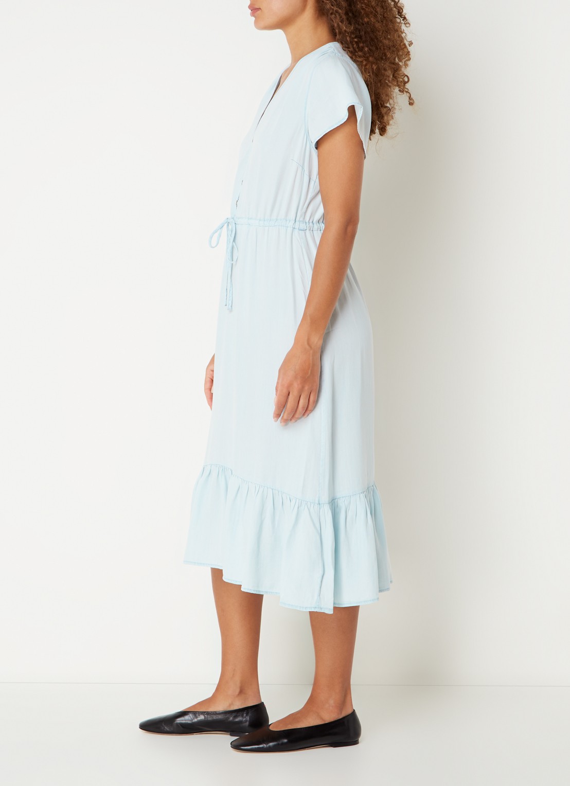 Rails Kiki midi jurk  met strikceintuur - voorkant 3 lichtblauw