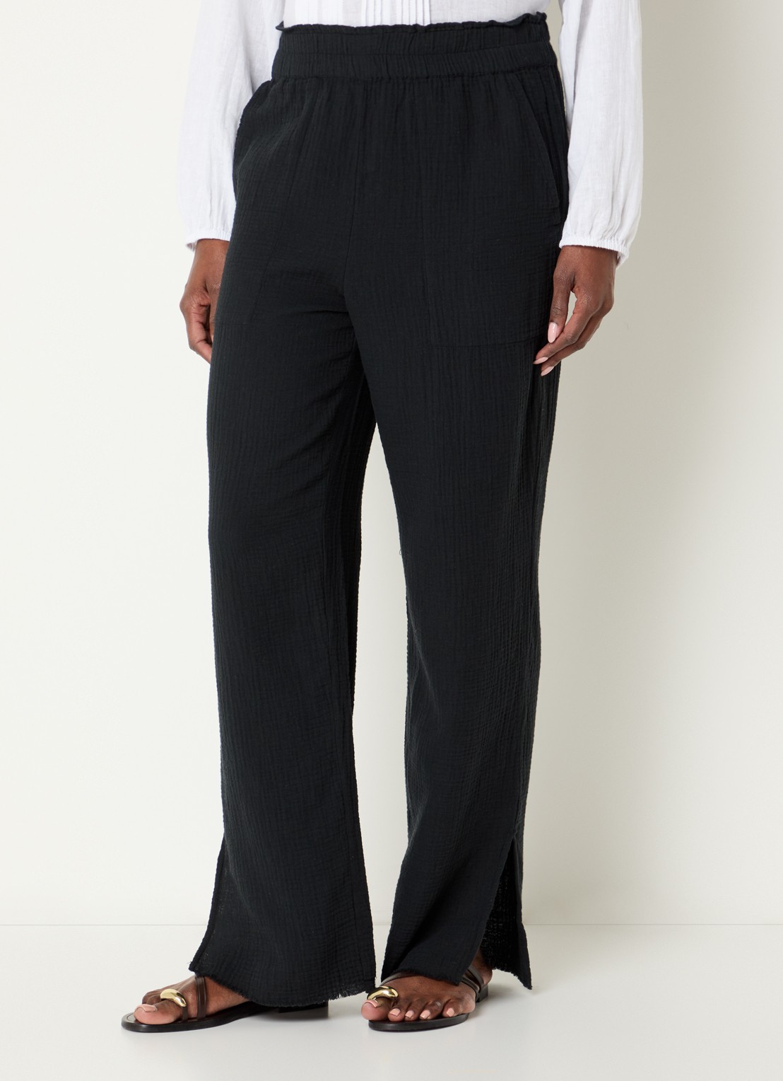 Rails Leon mid waist straight fit broek van  katoen met structuur - detail zwart